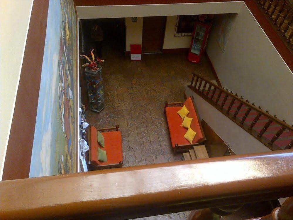 Hostel Sillustani Inn Puno Exterior foto